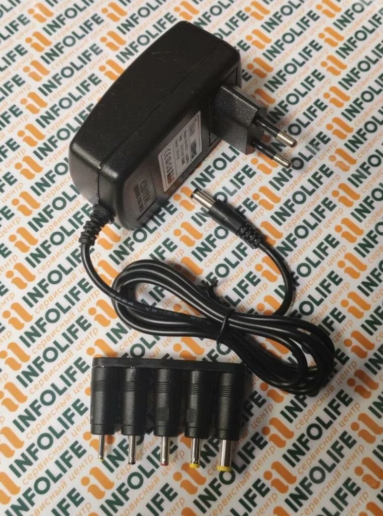 Блок питания 12V 2A 5.5*2.5 + 5 Сменных штекера